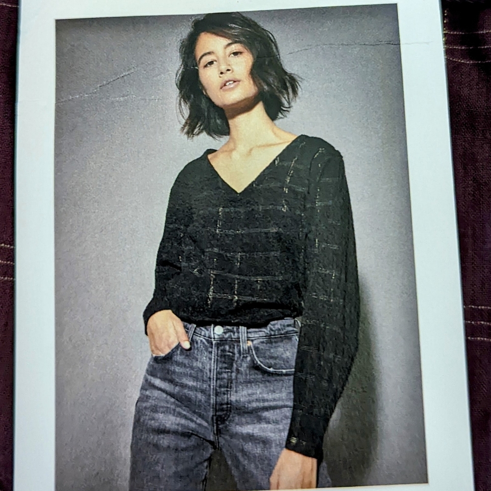 Chiara Cuffed V-Neck, black, Nation LTD, women's small